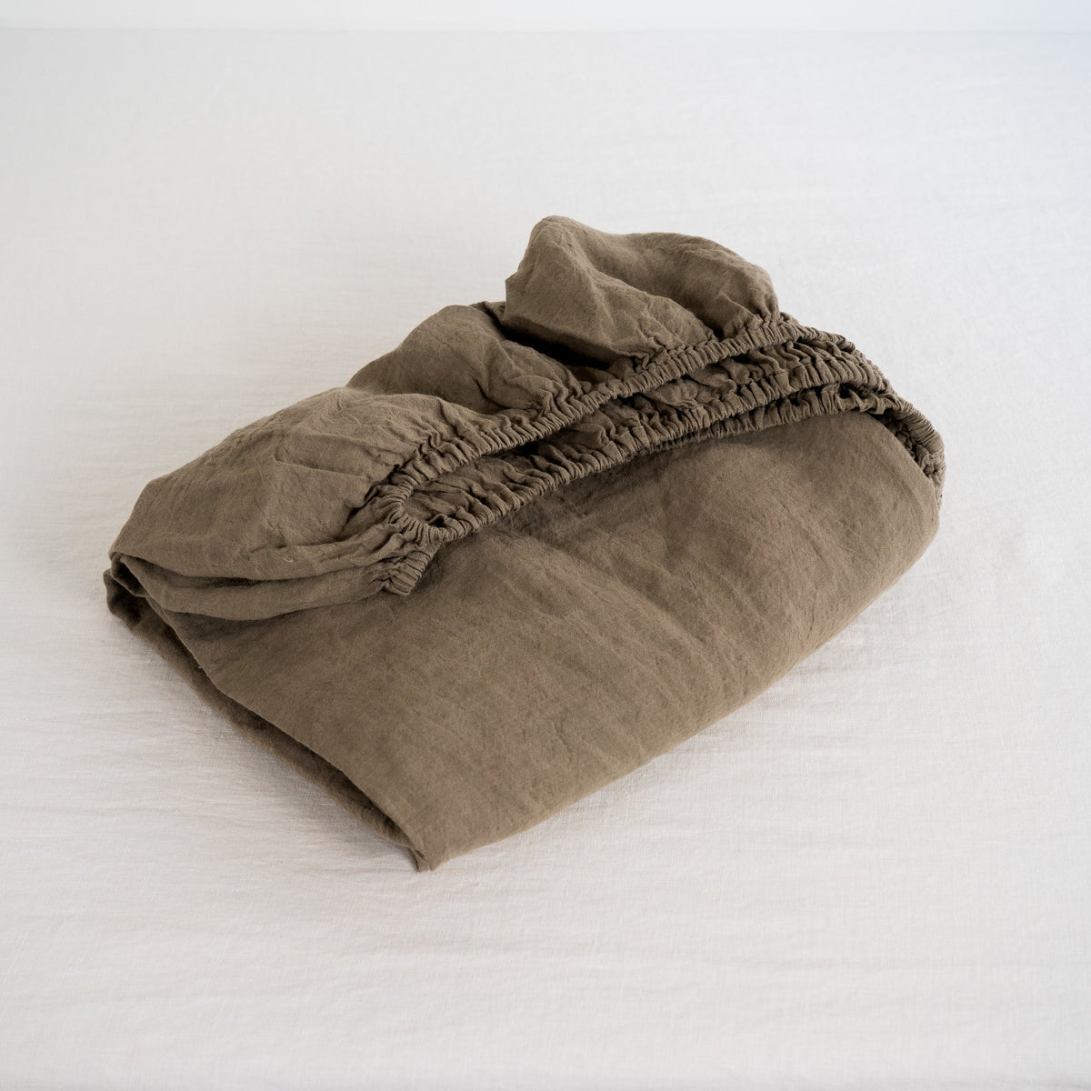 Sömn Linen Fitted Sheet — product gallery image 13