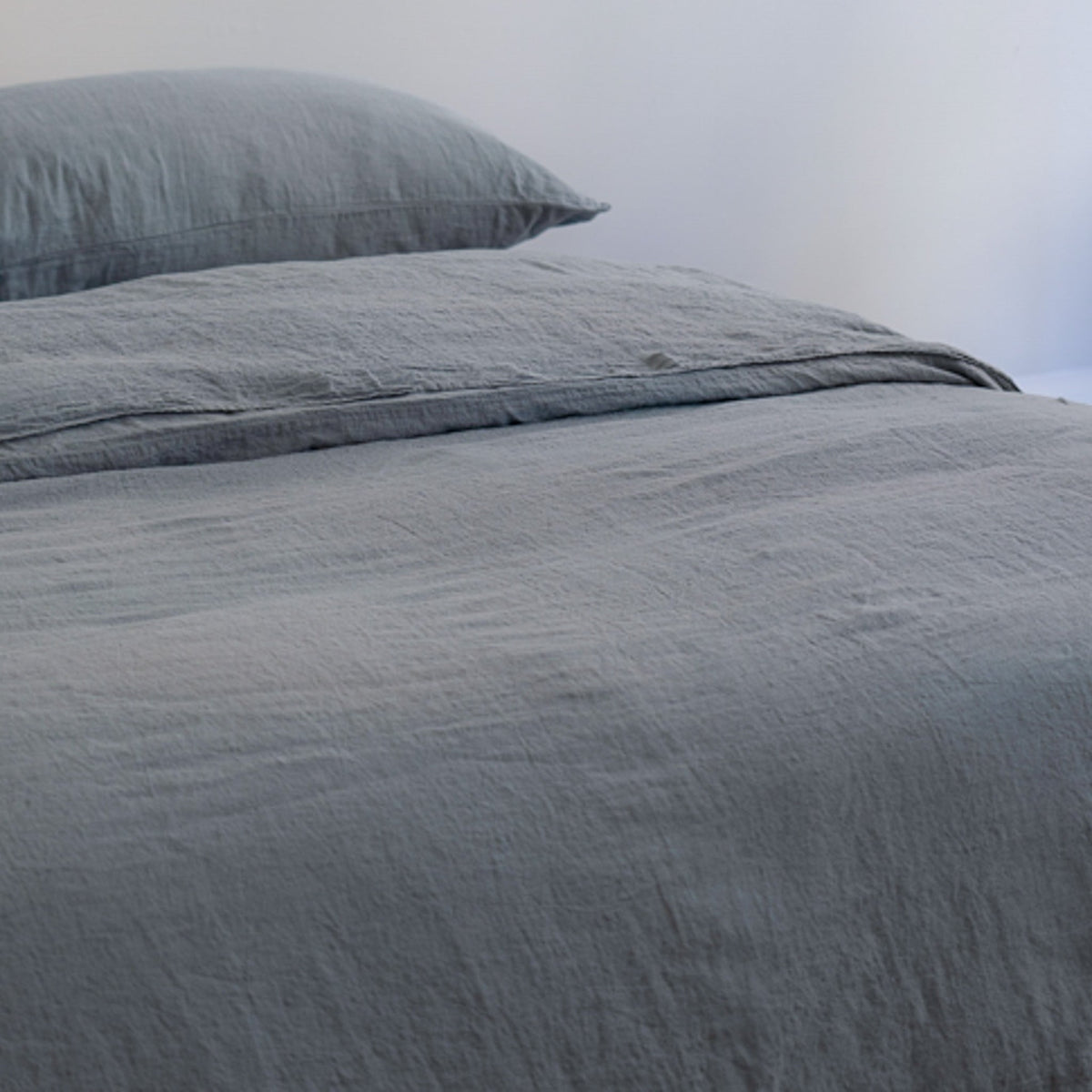 Sömn Linen Duvet Cover — product gallery image 1