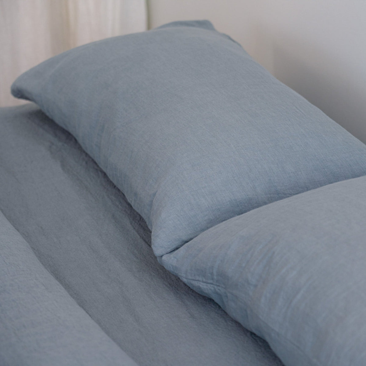 Sömn Linen Pillowcases (Pair) — product gallery image 1